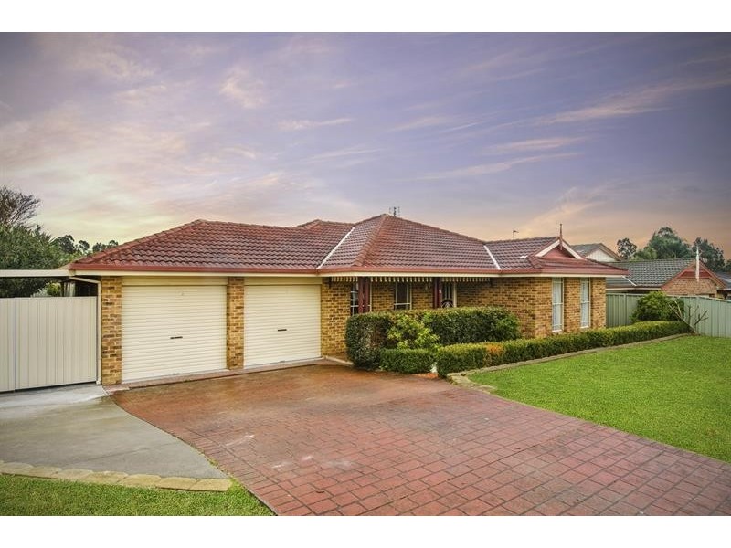 5 Dean Ave, Kanwal NSW 2259