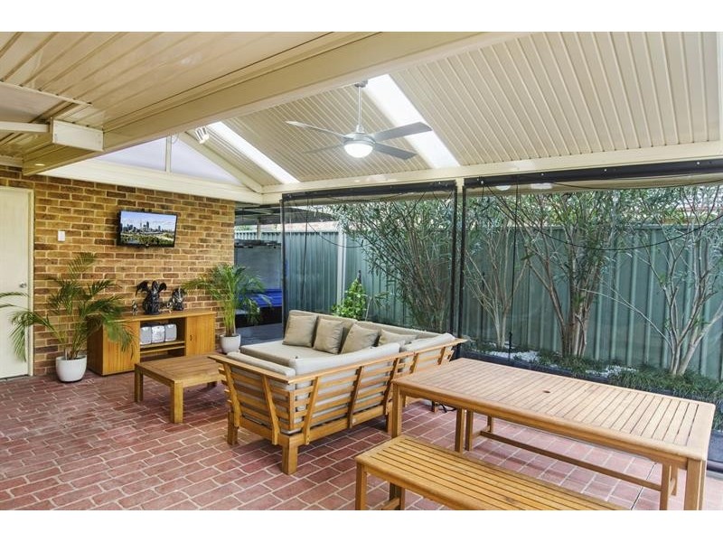 5 Dean Ave, Kanwal NSW 2259