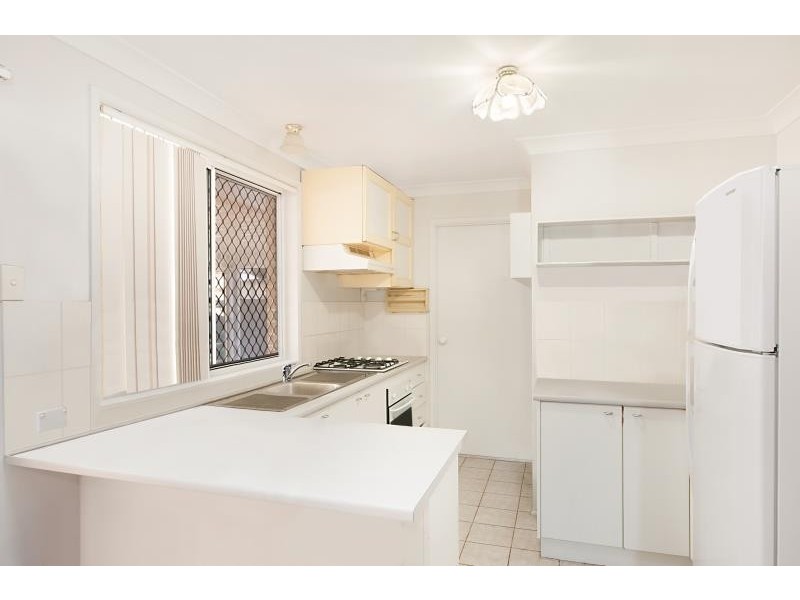 3 Leaf Pl, Hamlyn Terrace NSW 2259