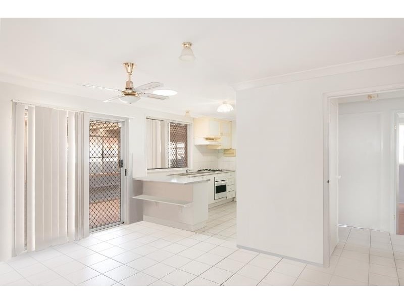 3 Leaf Pl, Hamlyn Terrace NSW 2259