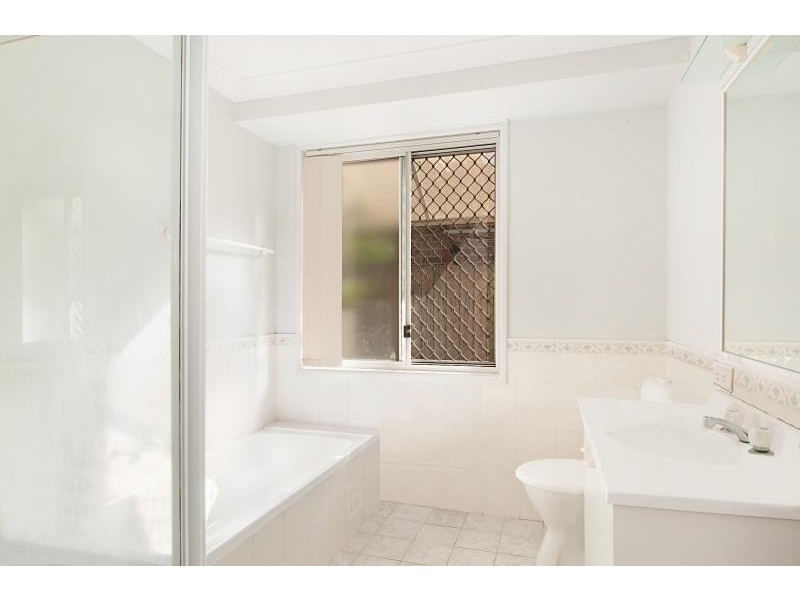 3 Leaf Pl, Hamlyn Terrace NSW 2259