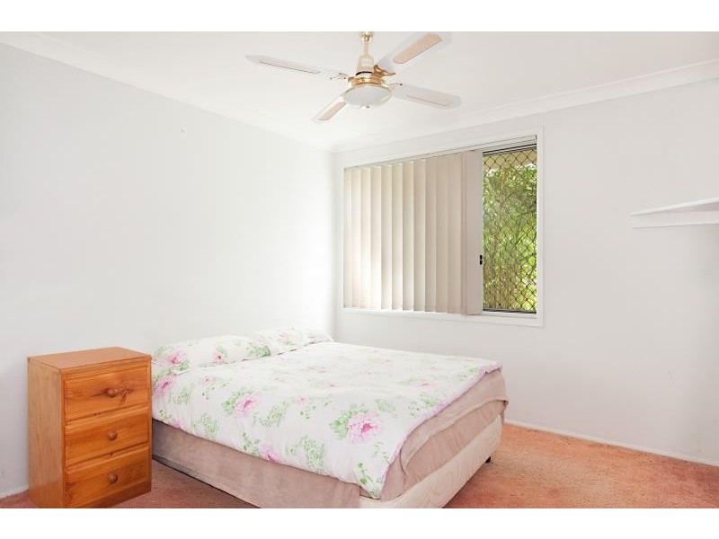 3 Leaf Pl, Hamlyn Terrace NSW 2259