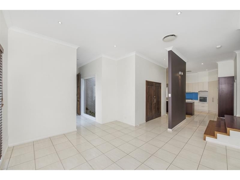 6 Mathews St, Norah Head NSW 2263