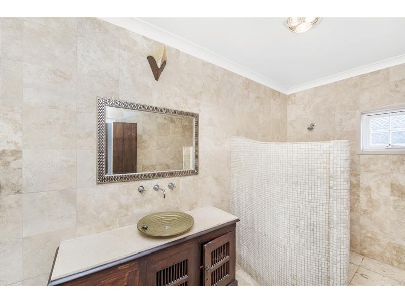 6 Mathews St, Norah Head NSW 2263