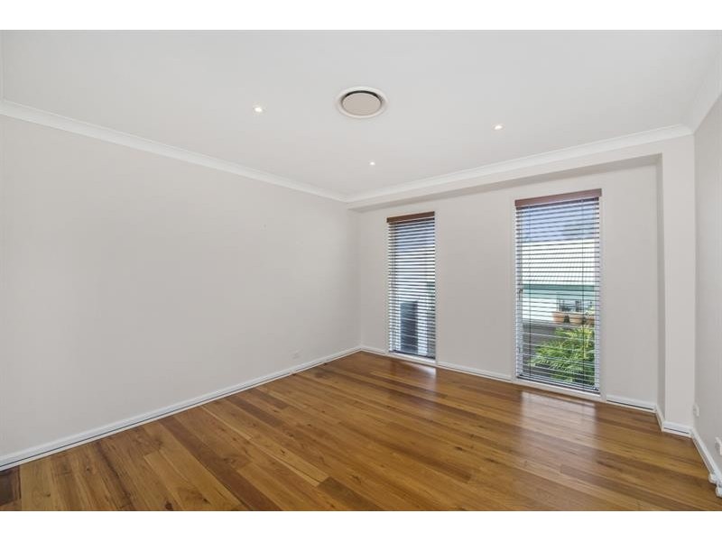 6 Mathews St, Norah Head NSW 2263