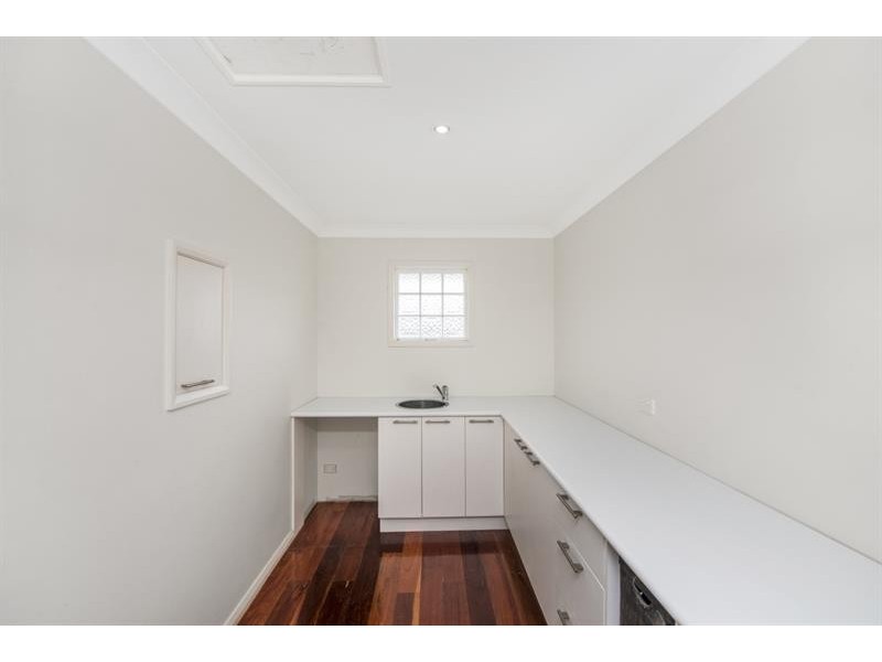 6 Mathews St, Norah Head NSW 2263