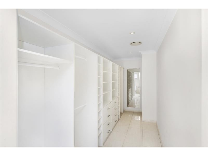 6 Mathews St, Norah Head NSW 2263