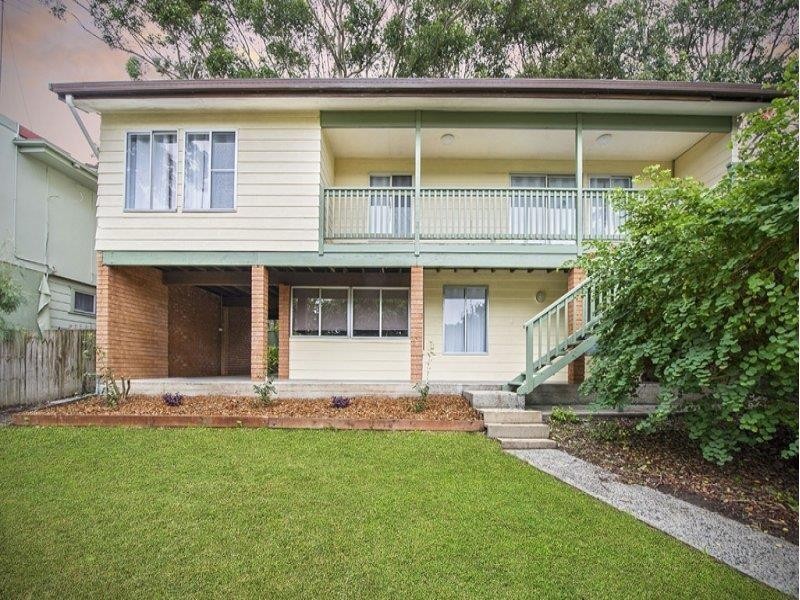 17 Donegal St, Berkeley Vale NSW 2261