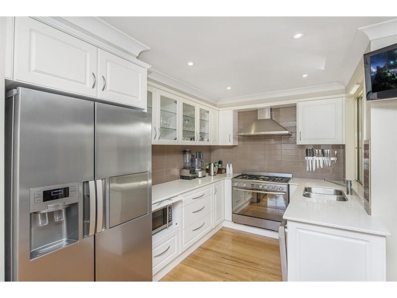 10 Viewmont Way, Woongarrah NSW 2259