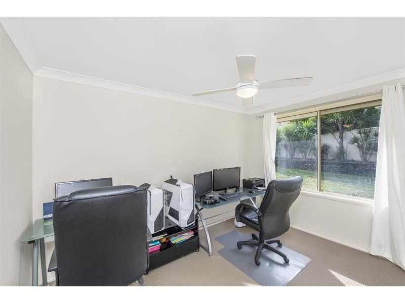 10 Viewmont Way, Woongarrah NSW 2259