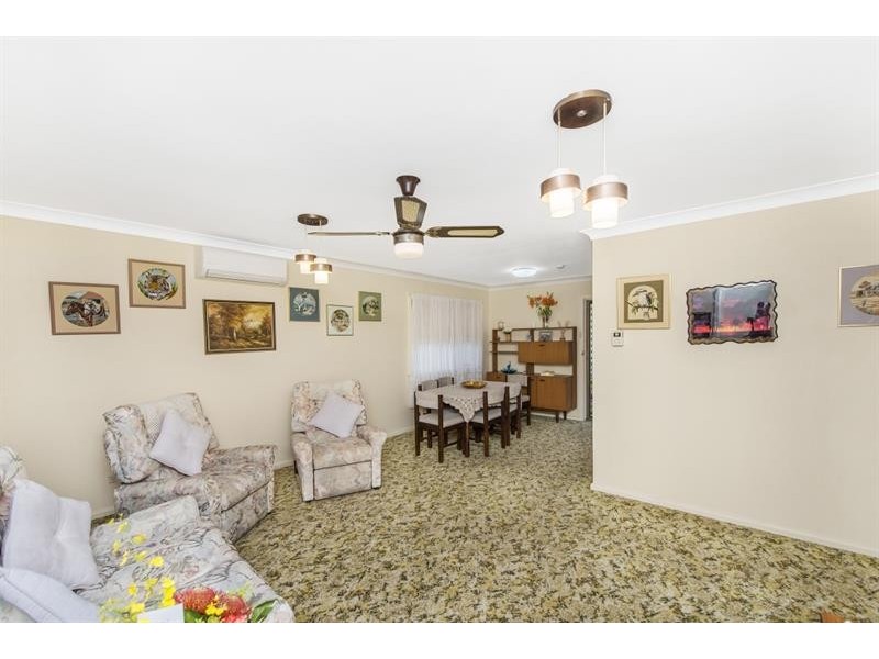 38 Maxwell Ave, Gorokan NSW 2263