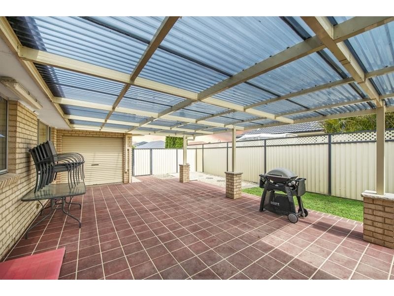 42 Irving Ct, Hamlyn Terrace NSW 2259
