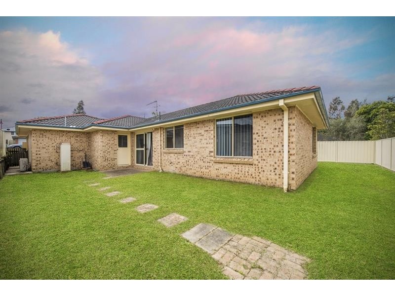 1 Lomandra Tce, Hamlyn Terrace NSW 2259
