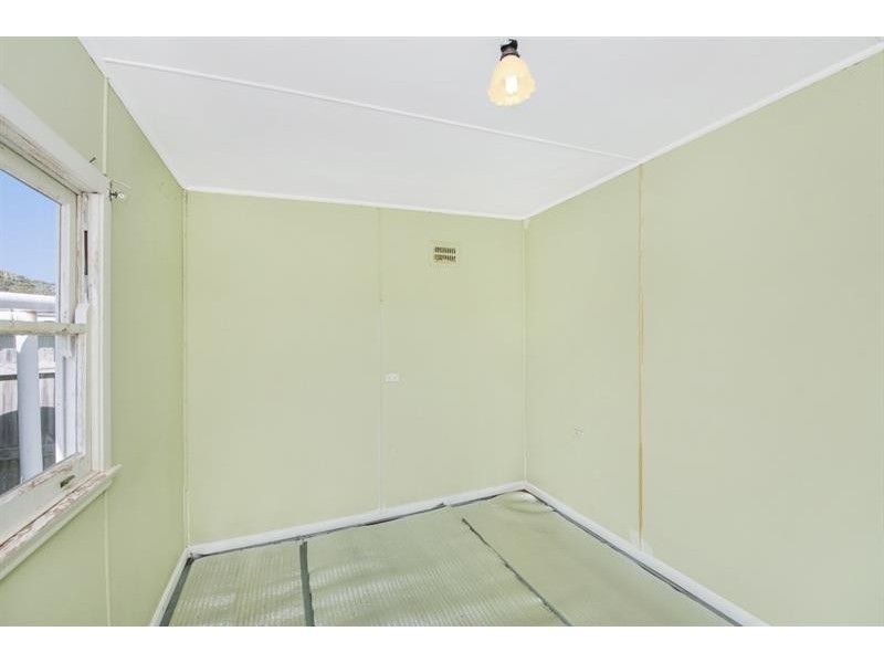 79 Ocean View Rd, Gorokan NSW 2263