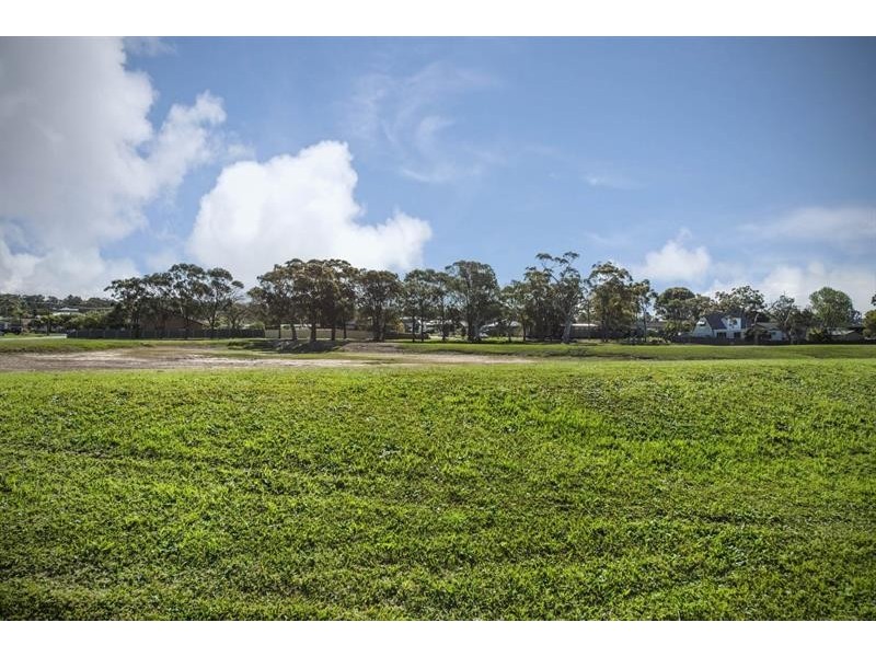 79 Ocean View Rd, Gorokan NSW 2263