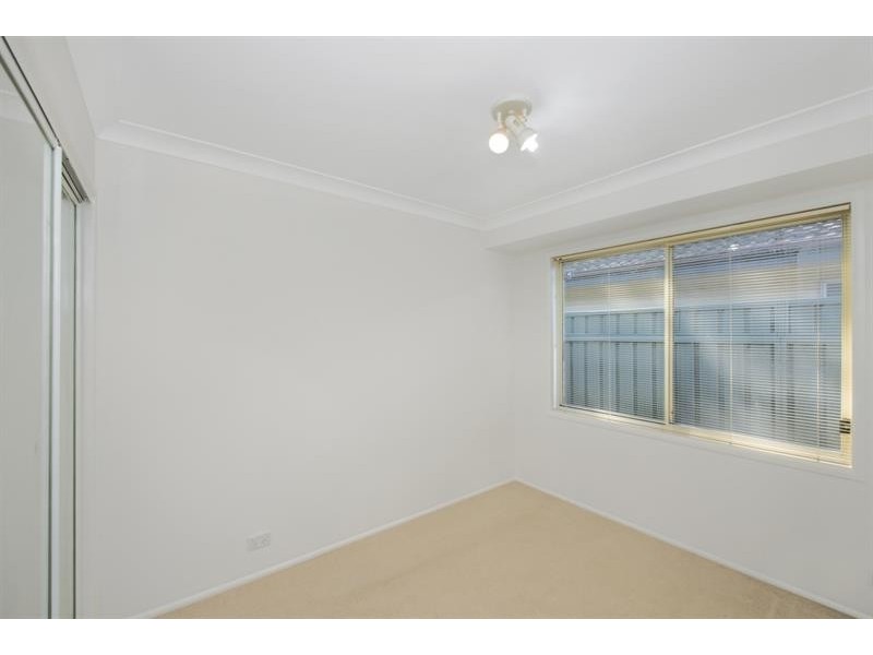 15 Pearce Rd, Kanwal NSW 2259