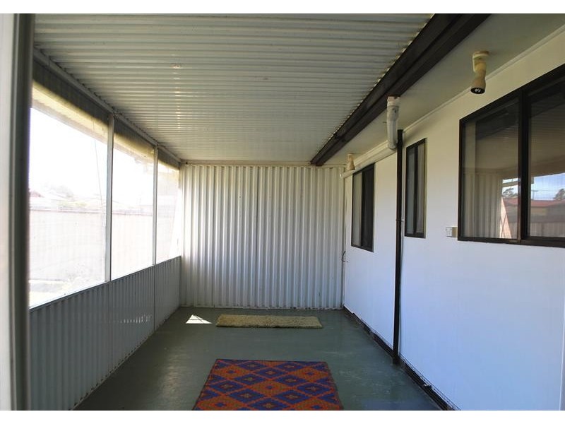 40 Maxwell Ave, Gorokan NSW 2263