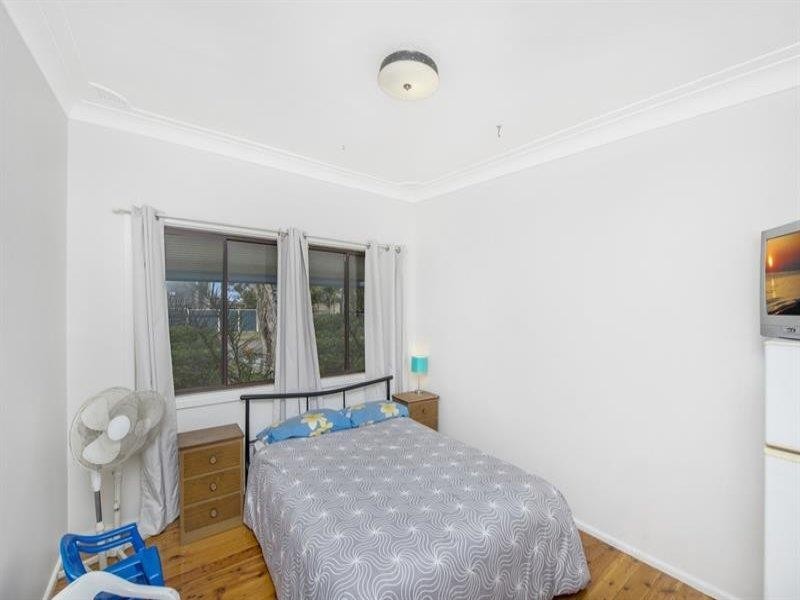 7 Tosca Dr, Gorokan NSW 2263