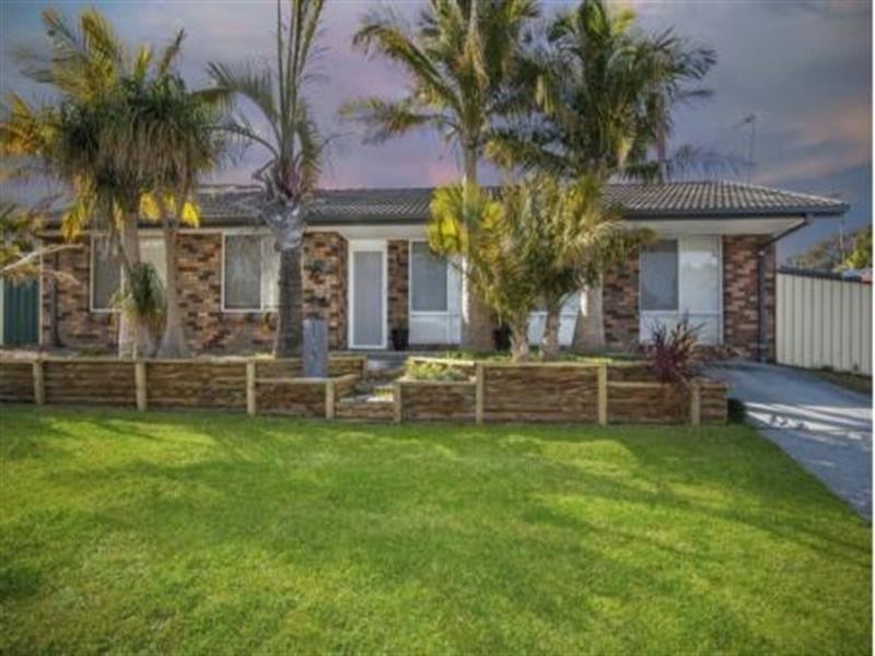 11 White Swan Ave, Blue Haven NSW 2262