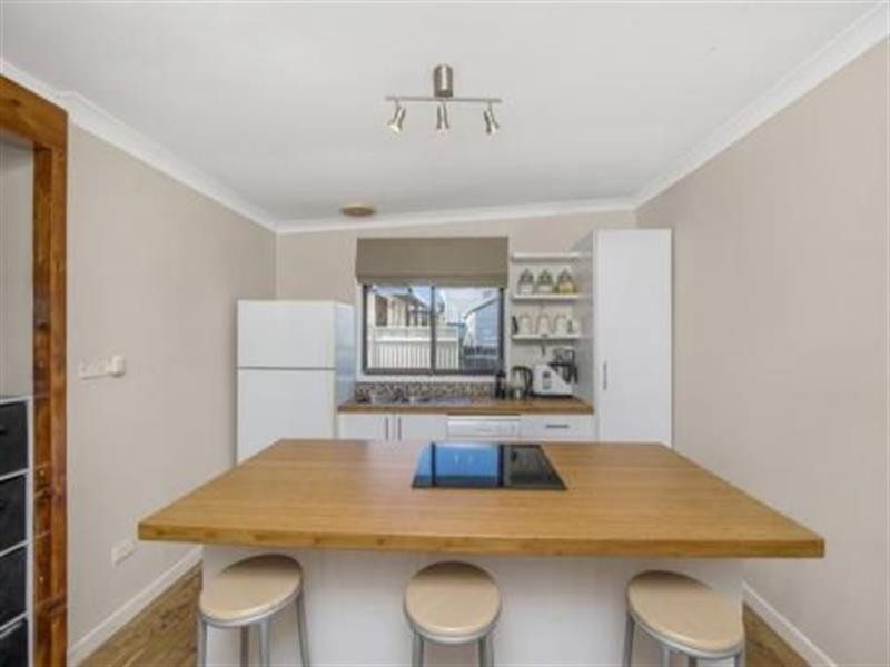 29 Avonlea Avenue, Gorokan NSW 2263