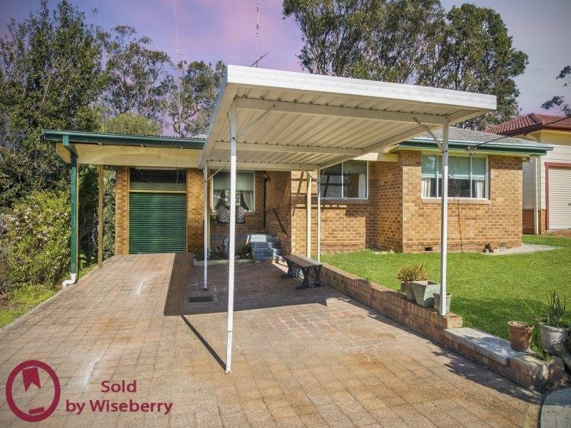 4 Jetty Avenue, Charmhaven NSW 2263