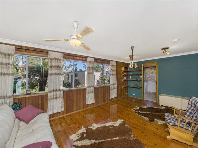 4 Jetty Avenue, Charmhaven NSW 2263