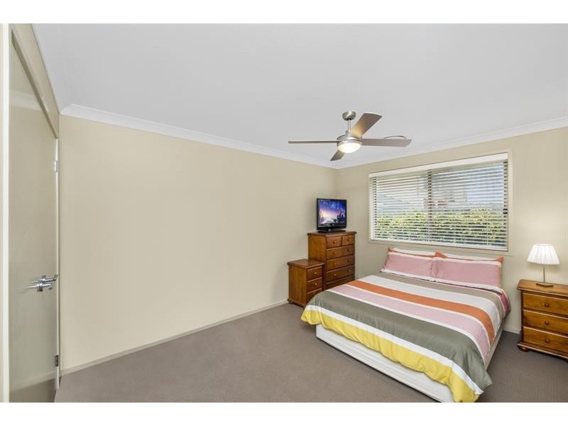 8 Narran Rd, Woongarrah NSW 2259