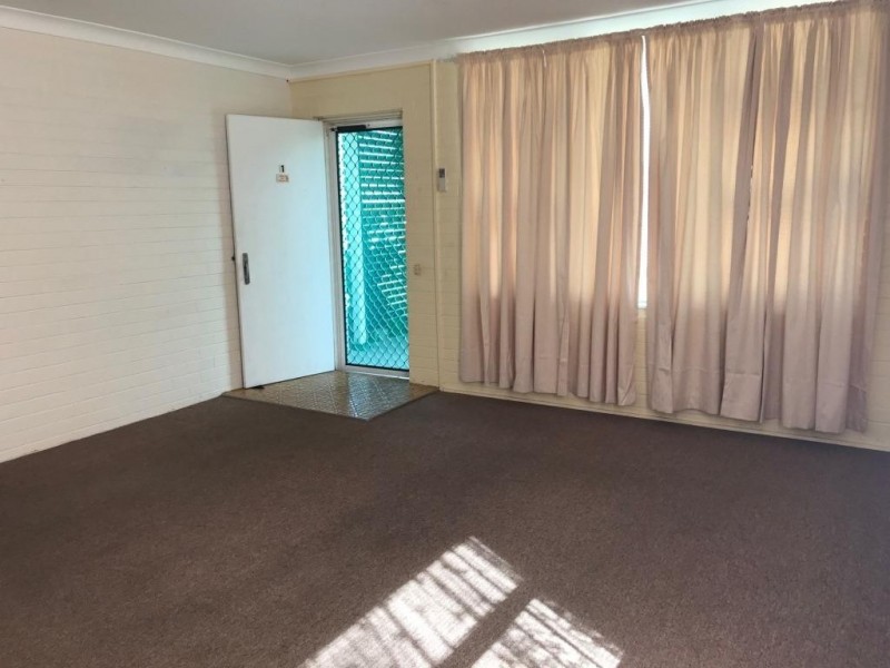 1/15 Manuka Parade, Gorokan NSW 2263