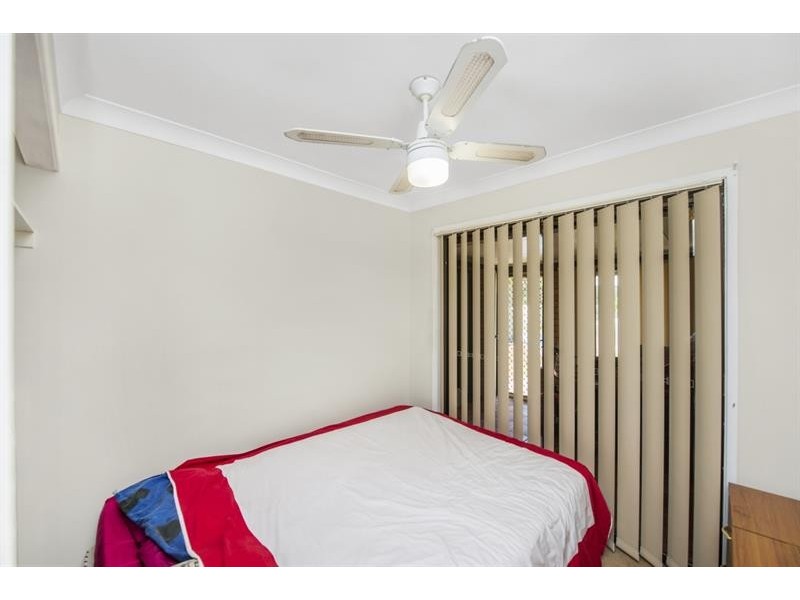 2 Kanimbla Ave, Charmhaven NSW 2263