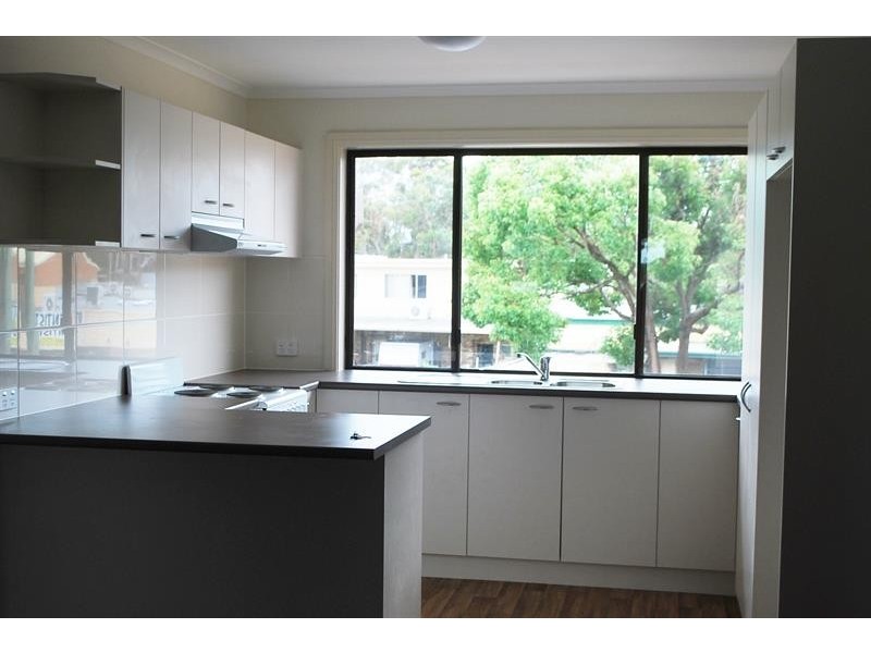 2/73 Scenic Dr, Budgewoi NSW 2262