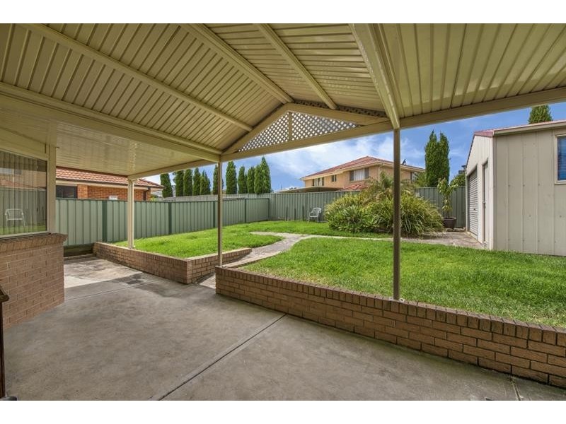 19 Skye Cl, Hamlyn Terrace NSW 2259