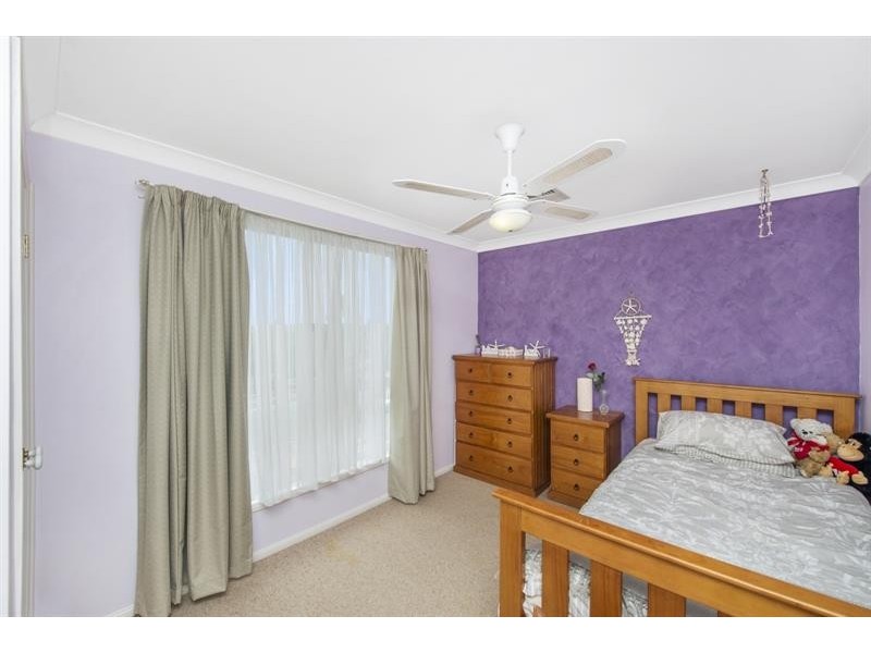 19 Skye Cl, Hamlyn Terrace NSW 2259