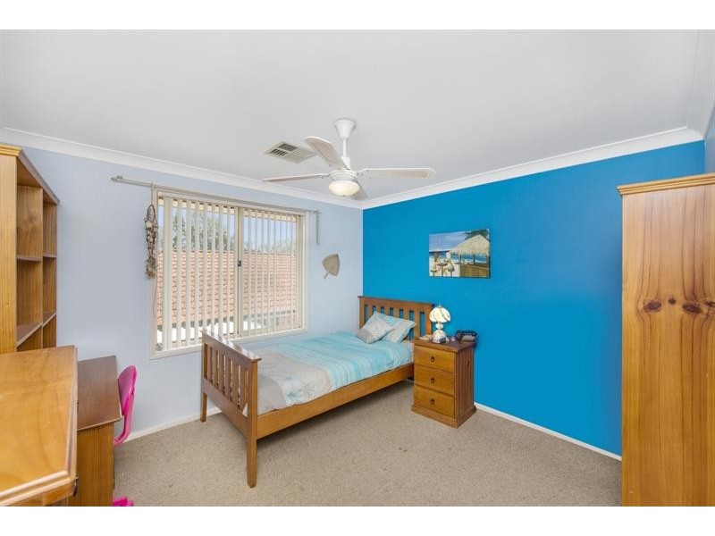 19 Skye Cl, Hamlyn Terrace NSW 2259