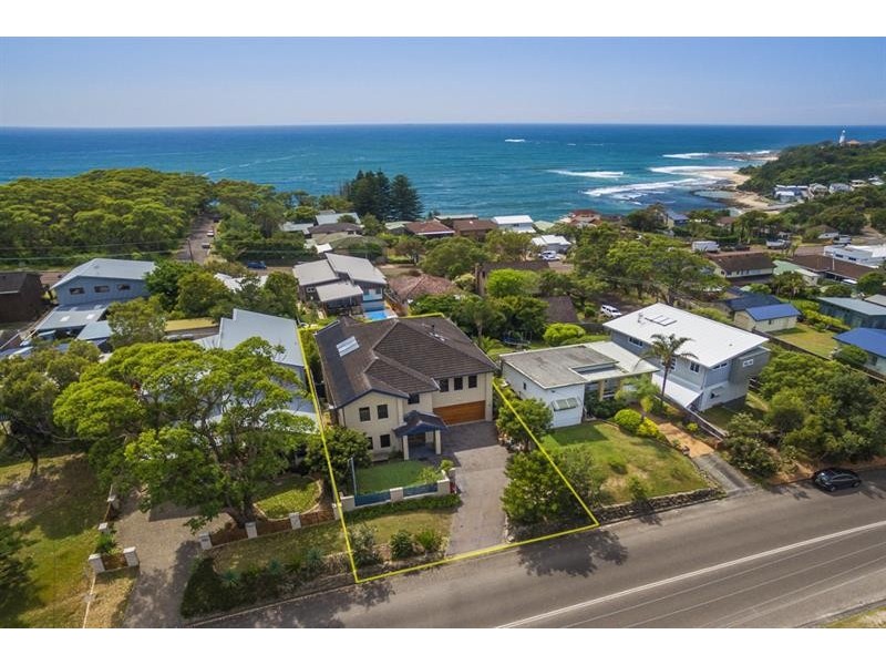18 Soldiers Point Dr, Norah Head NSW 2263