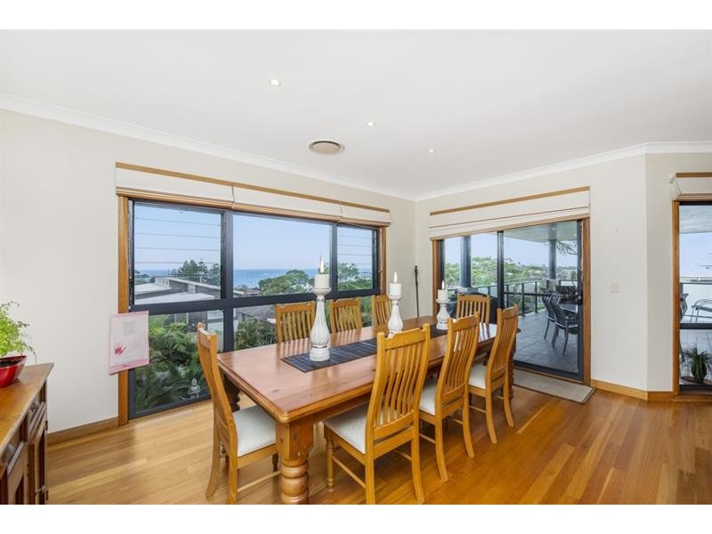 18 Soldiers Point Dr, Norah Head NSW 2263