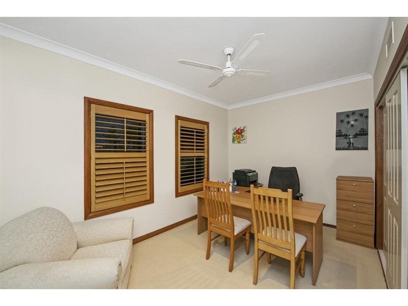 18 Soldiers Point Dr, Norah Head NSW 2263