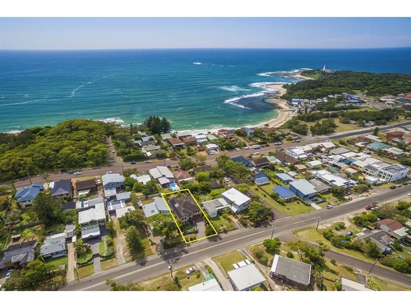 18 Soldiers Point Dr, Norah Head NSW 2263