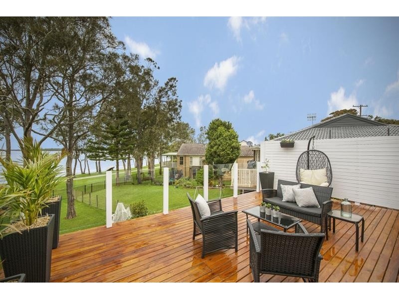 40 Woodland Pkwy, Buff Point NSW 2262