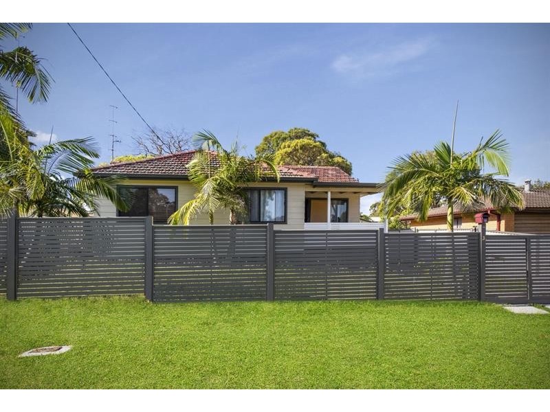 3 Melrose Ave, Gorokan NSW 2263