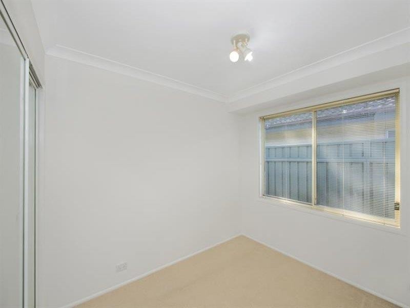 15 Pearce Rd, Kanwal NSW 2259