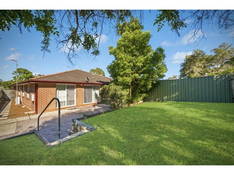 2a Sara Jane Cl, Kanwal NSW 2259