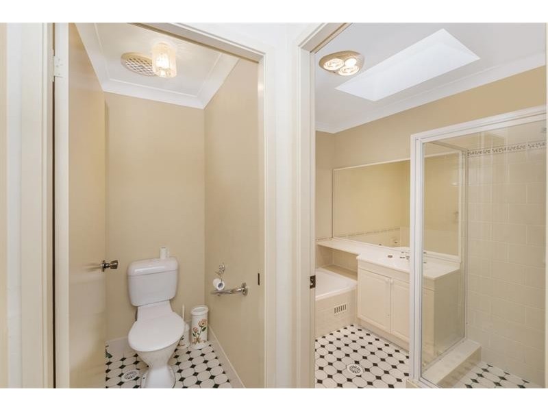 2a Sara Jane Cl, Kanwal NSW 2259