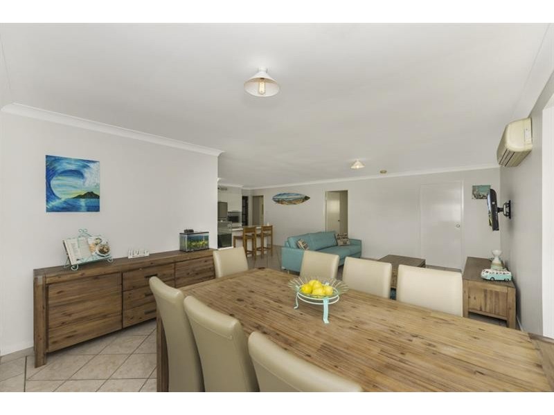 20 Wallis Ave, Canton Beach NSW 2263