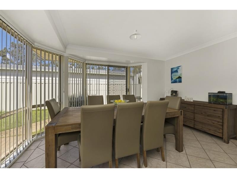 20 Wallis Ave, Canton Beach NSW 2263