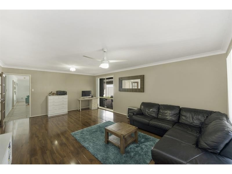 20 Wallis Ave, Canton Beach NSW 2263
