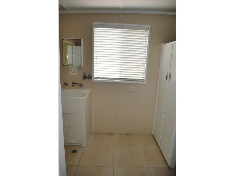 20 Crown St, Toukley NSW 2263