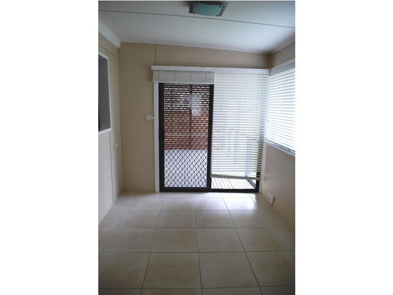 20 Crown St, Toukley NSW 2263