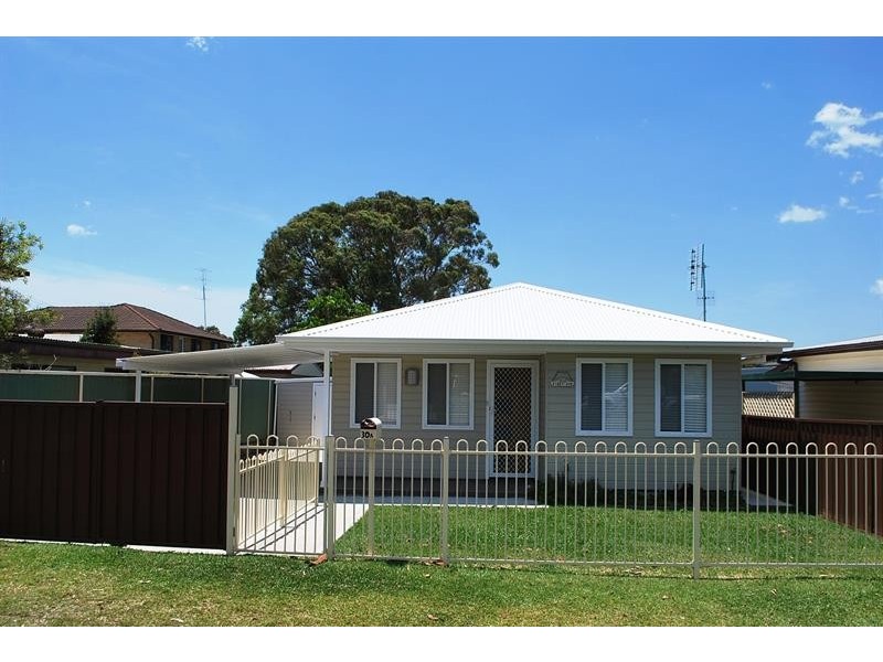 30a First Ave, Toukley NSW 2263
