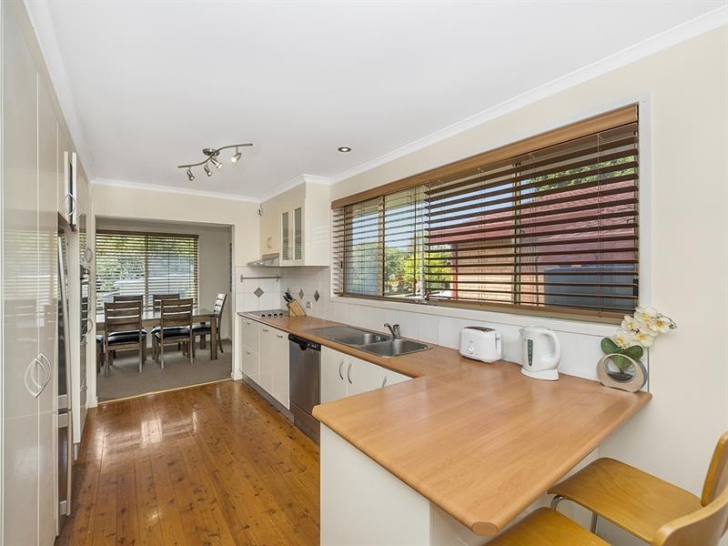 3 Ninth Ave, Toukley NSW 2263