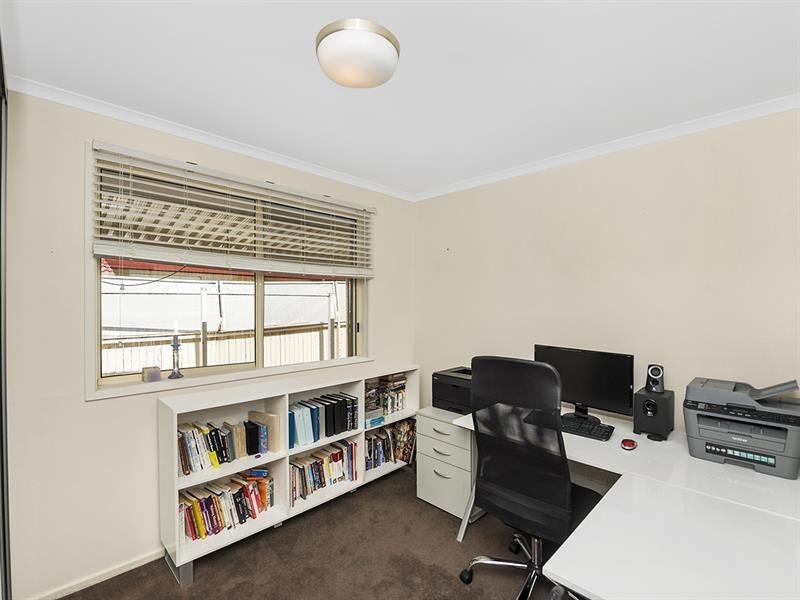 3 Ninth Ave, Toukley NSW 2263